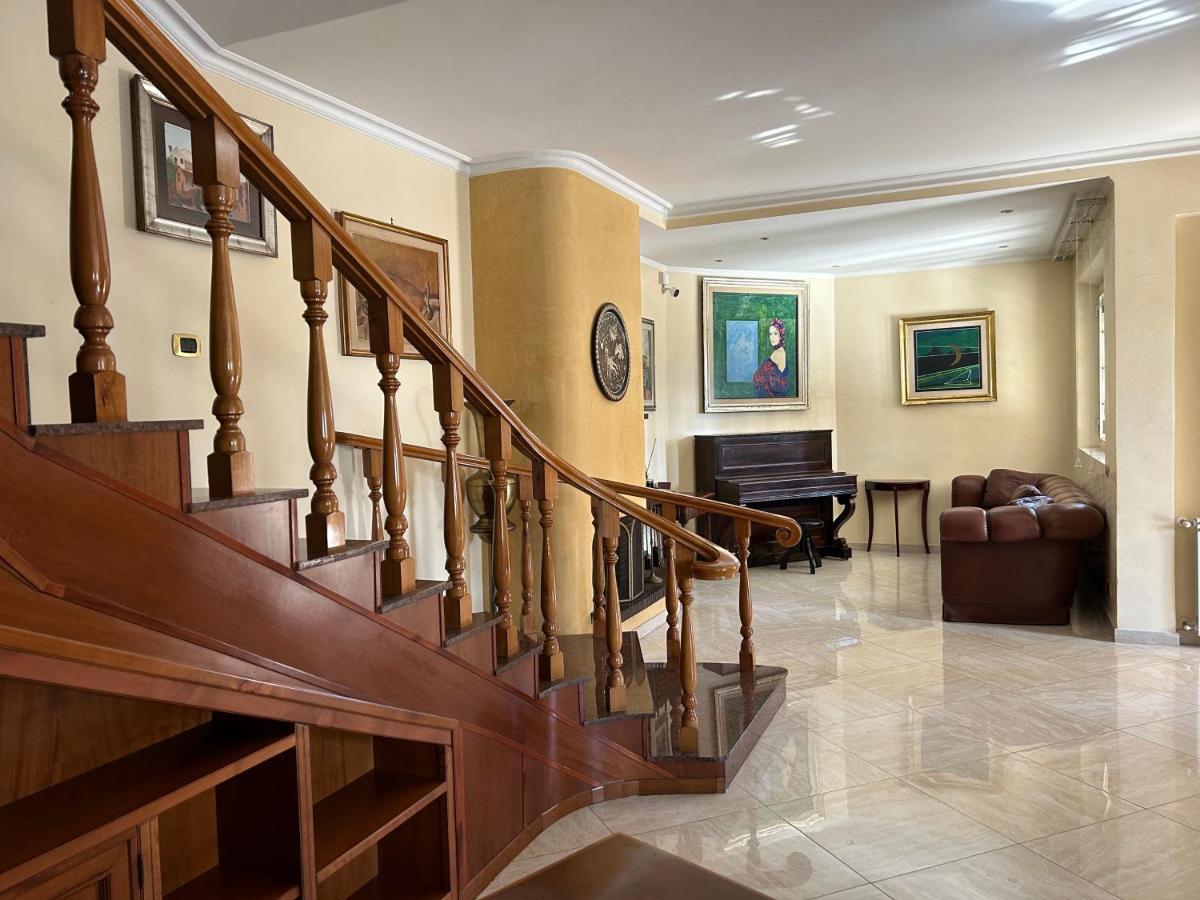 Villa Visconti - Anagnina By Ghor Rome Bagian luar foto